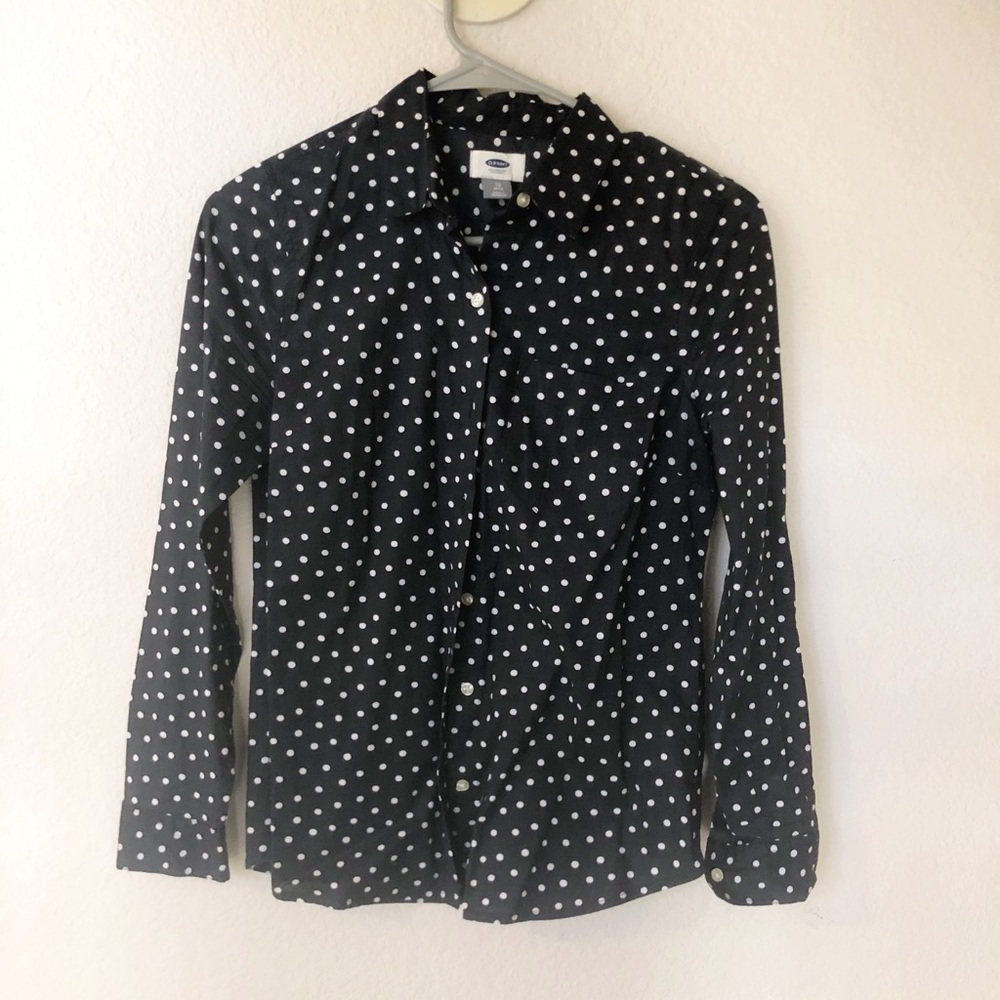 Old navy black polka dot button down shirt